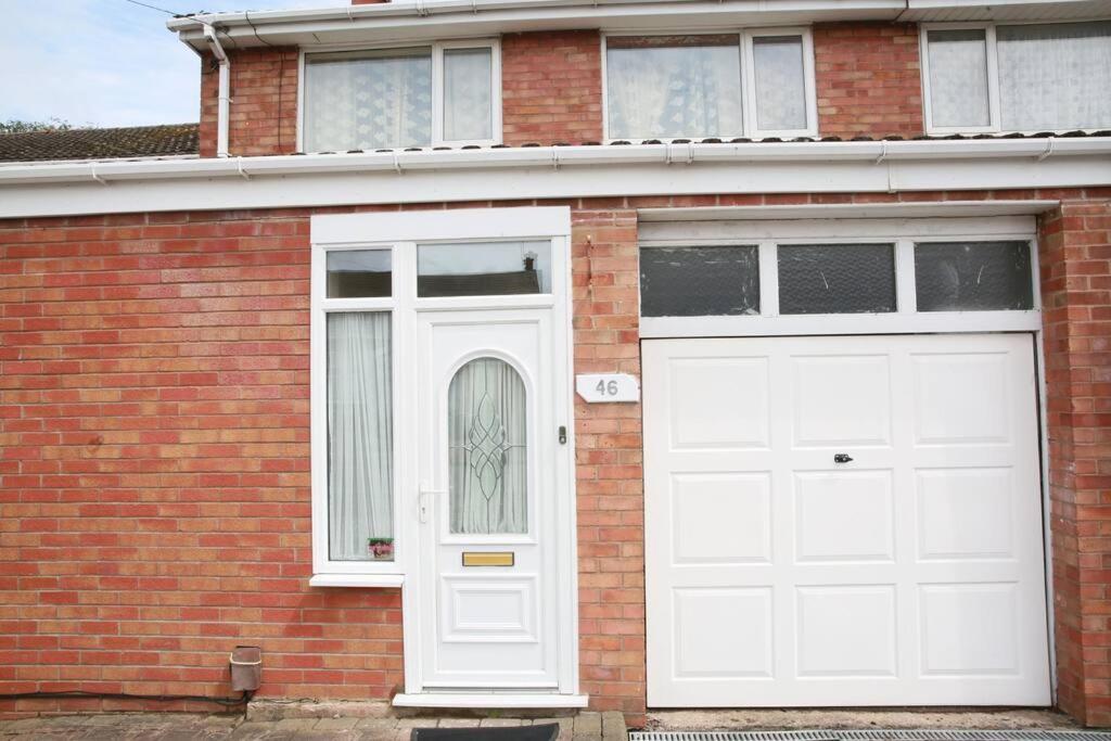 Вилла Luxurious Bedworth Exhall, House Экстерьер фото